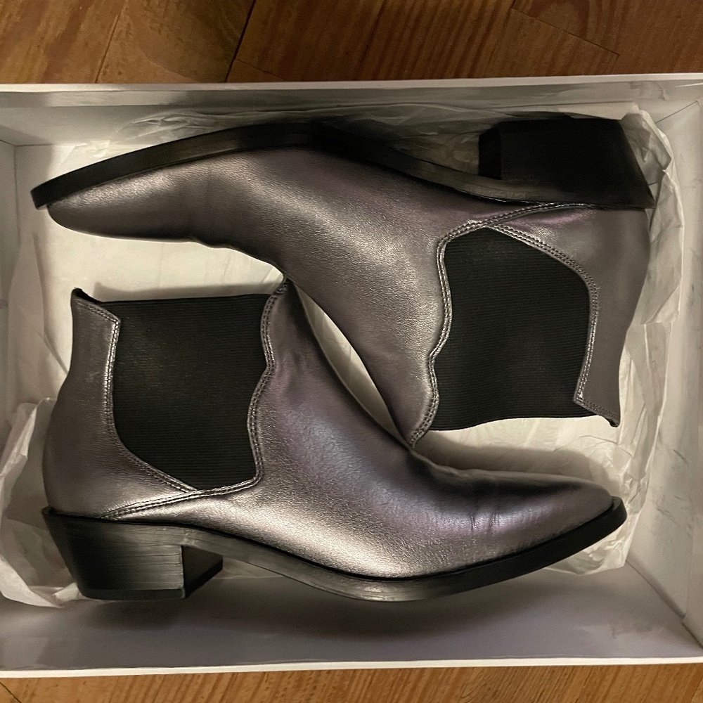& Other Stories silver metallic leather cowboy booties (never worn) sz 39 EUR